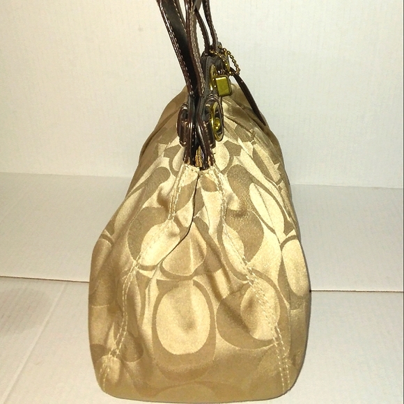 Must See☆Rare☆COACH "Garnet" Large Signature Pleated Sateen Satchel☆2009 - Picture 9 of 16